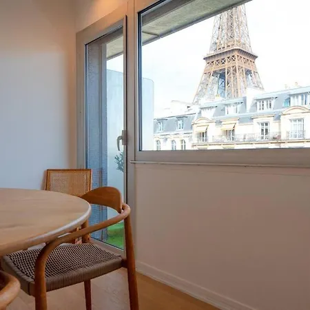 Tour Eiffel View - Luxury 6p Appartamento